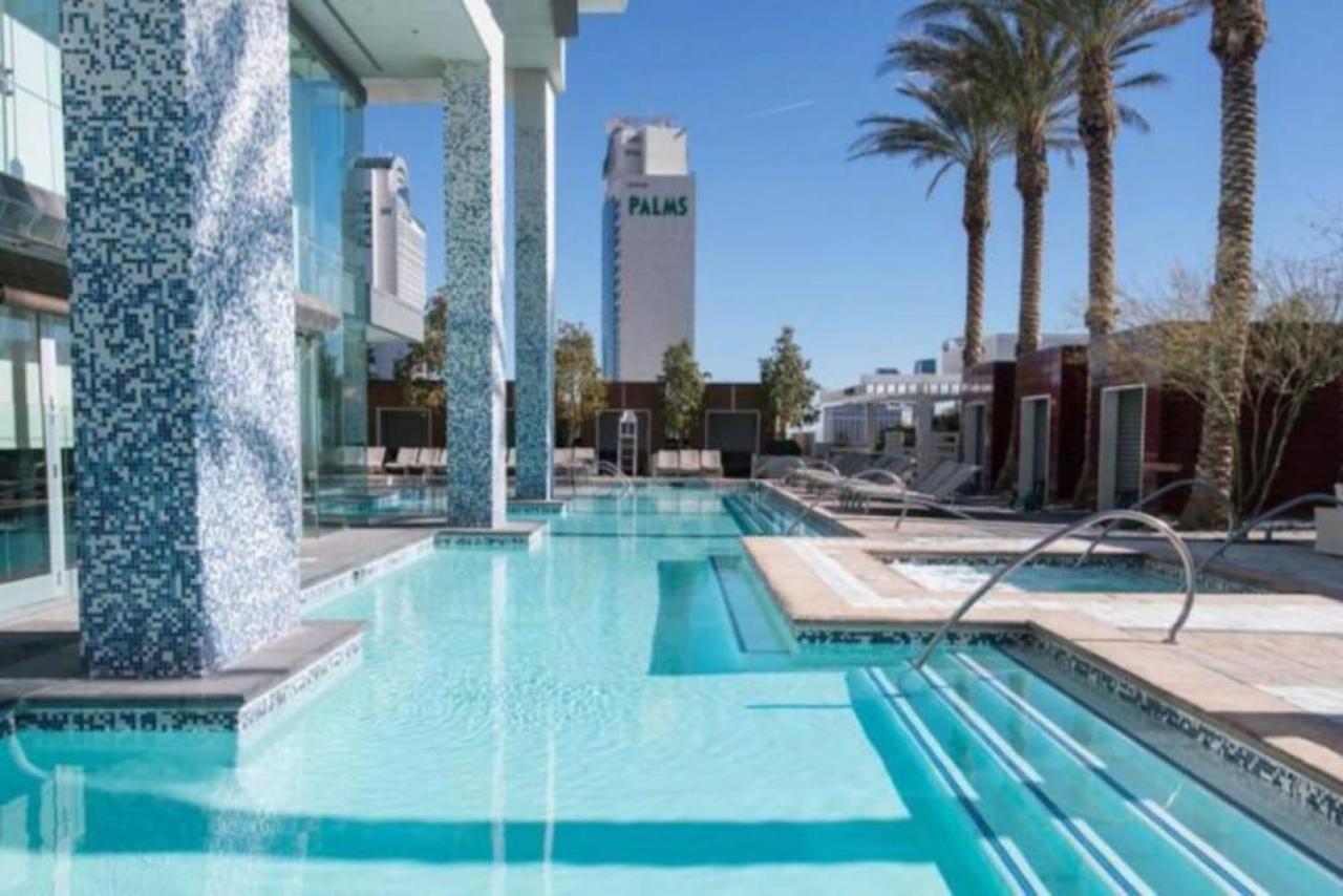 Casa de Férias Strip View - Luxurious At Palms Place